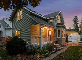 398 Clifton St, Saint Paul, MN 55102
