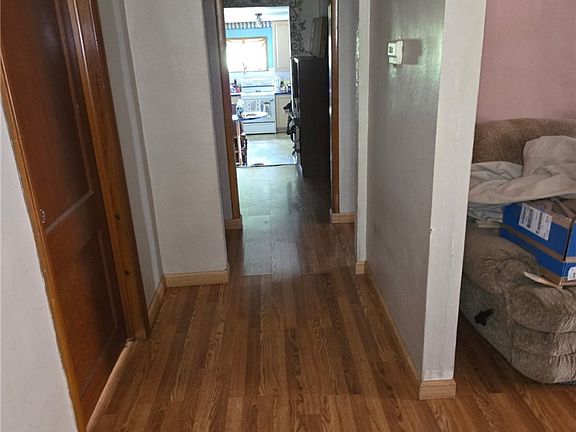 2nd image of 327 Lincoln Ave