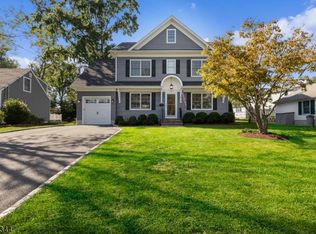 15 Primrose Dr, New Providence, NJ 07974