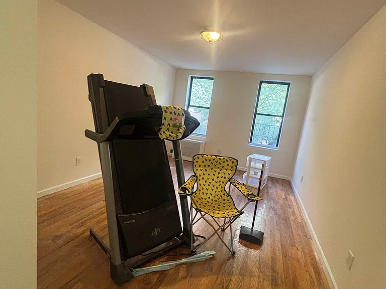 209 Bennett Ave #2D — Photo 9