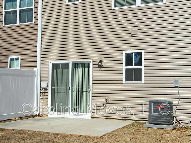 17 Country Dale Dr — Photo 15