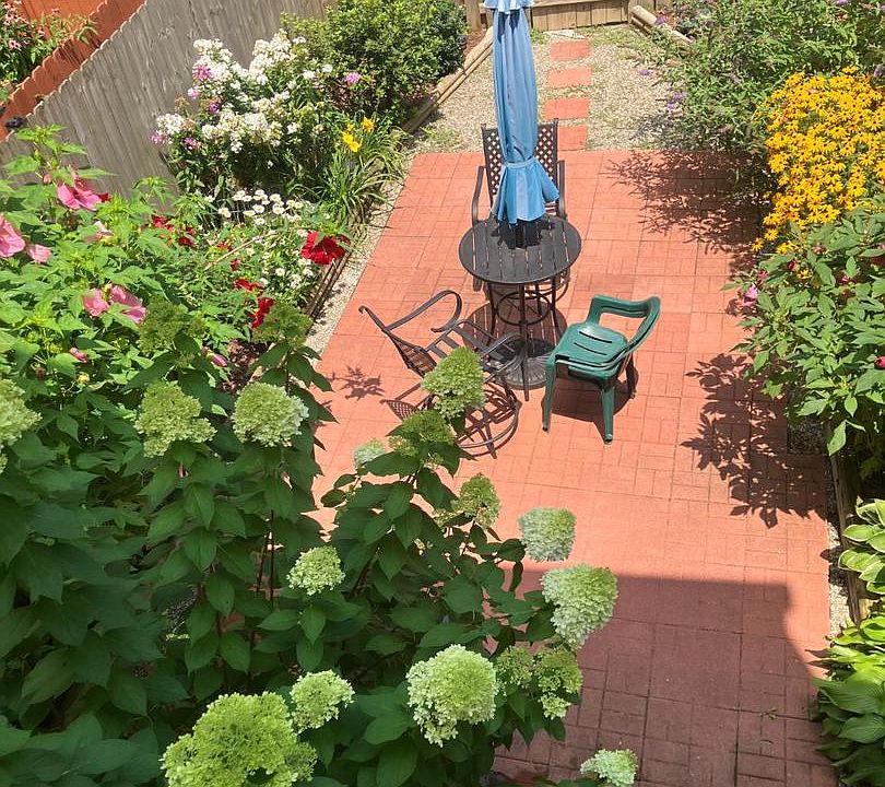 2nd image of 32 Long Green Ct