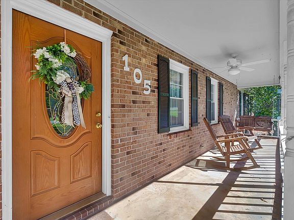 5th image of 105 Sunset Ct