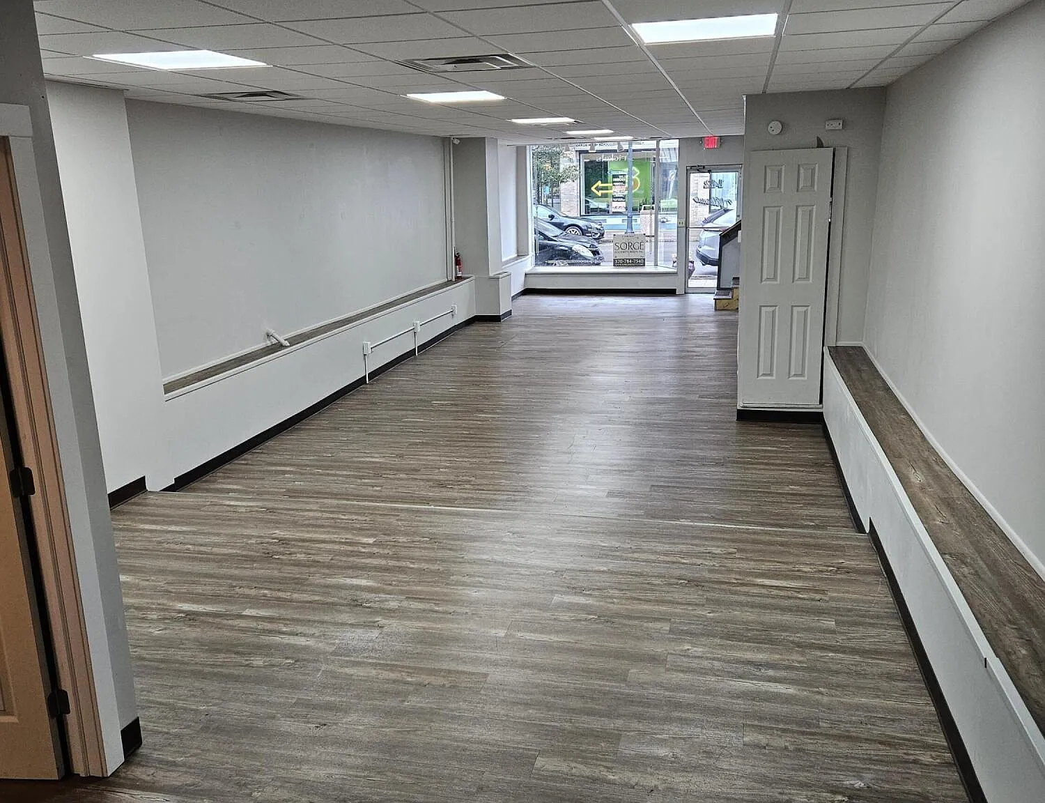 Studio, 984 sqft, $1,250 — Photo 4