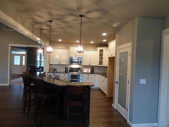 2nd image of 6913 47th Ave NE