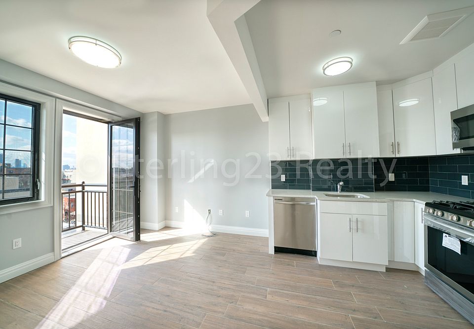 1st image of 3608 28th Ave #6C