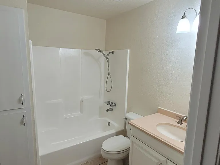 12113 Menaul Blvd NE #4 — Photo 5