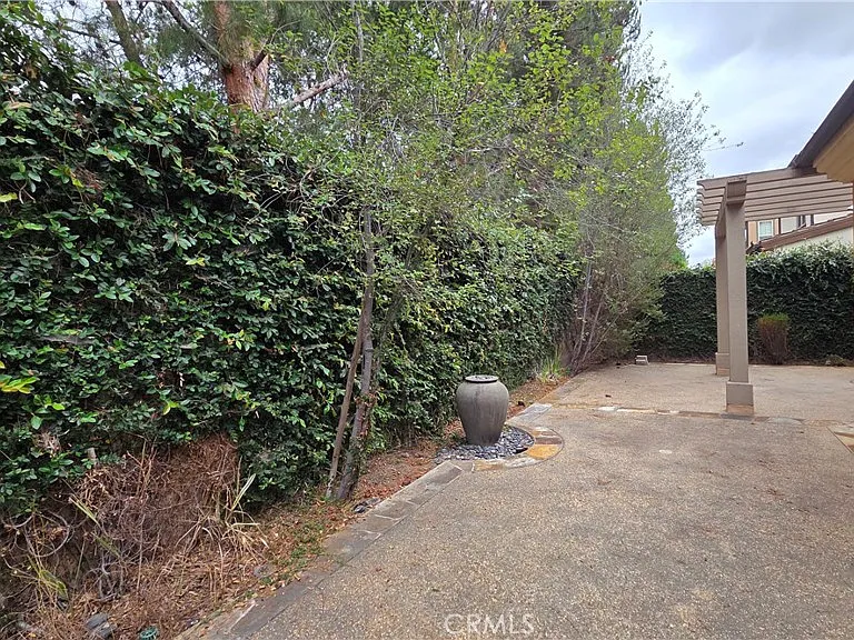 232 Shelbourne — Photo 8
