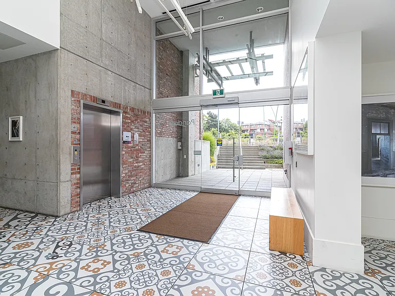Pandora Ave — Photo 14