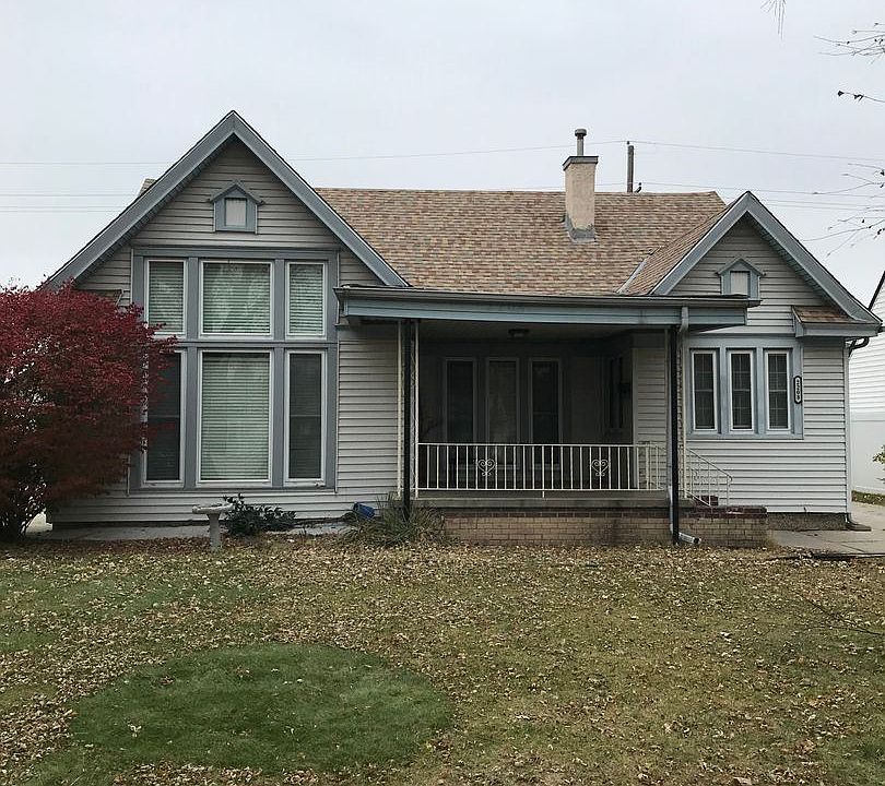 1st image of 2208 W 1st St