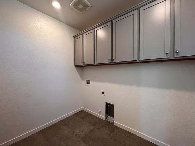 9001 Solar Point Dr #1 — Photo 29