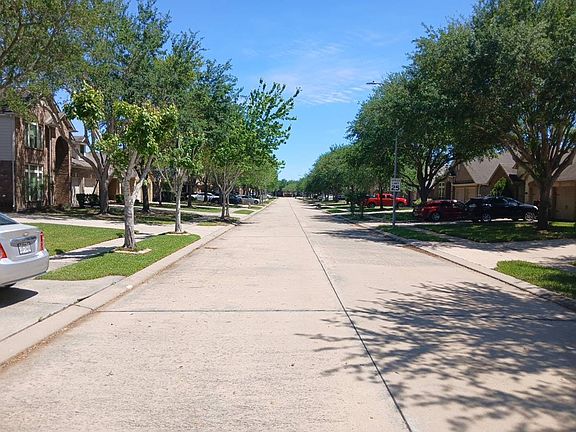 5th image of 5506 Stoneridge Ct