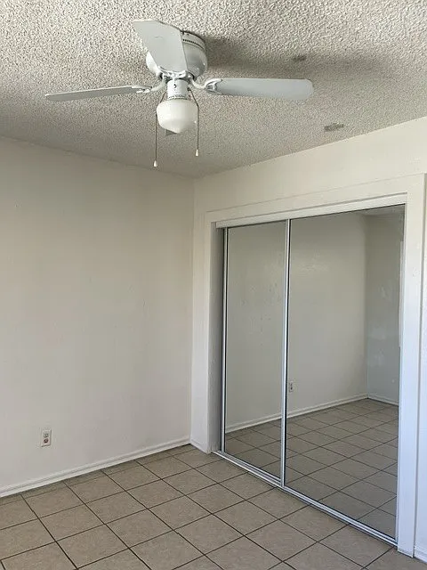 3 bed, 1.5 bath, 945 sqft, $2,500 — Photo 3