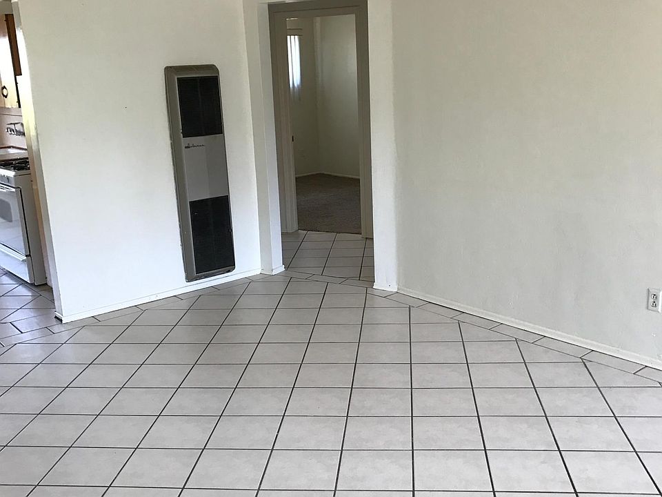 2nd image of 1714 Grove St APT 10