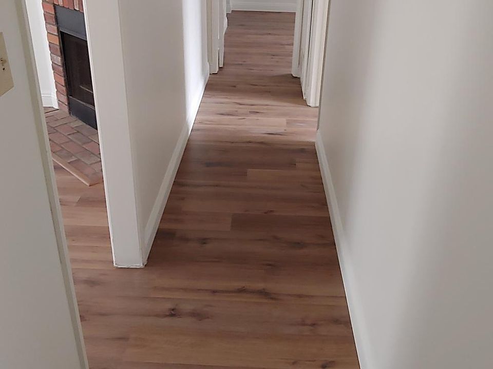 2nd image of 468 E Cypress Ave #202