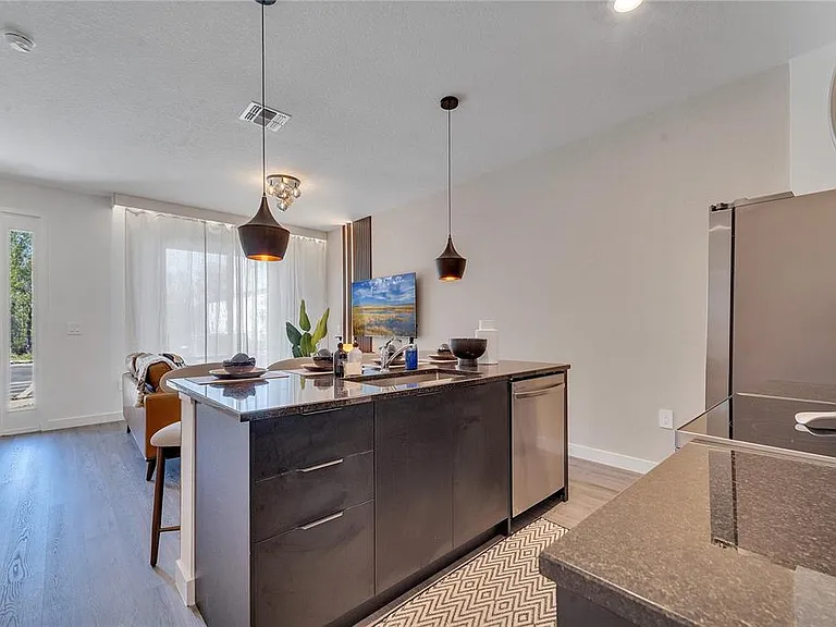 3205 Energy Dr — Photo 15