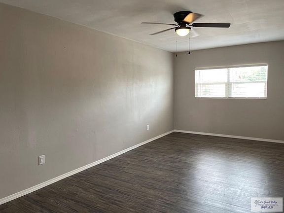 4th image of 304 Viking Ln