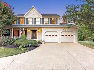 12702 Roark Ct, Reston, VA 20191