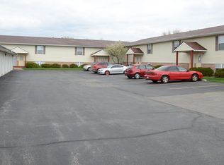 1111 Spiros Ct #2, Dekalb, IL 60115