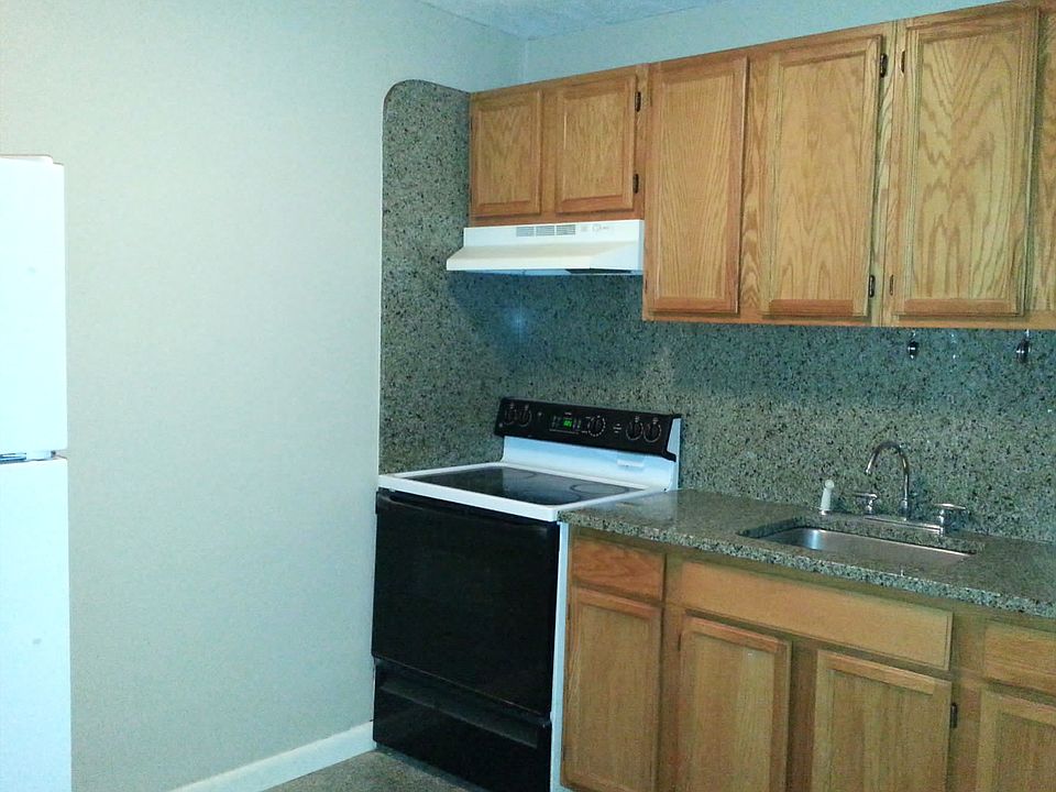 1st image of 26 Willis St