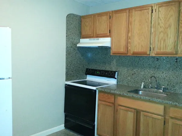 26 Willis St, Framingham, MA