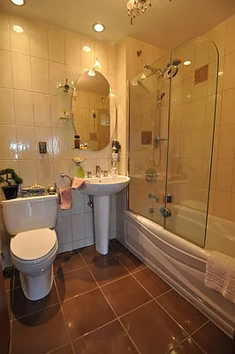 Sold by Click View Realty LLC | media 28