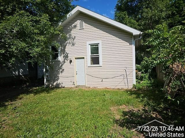 2nd image of 920 N Mason St
