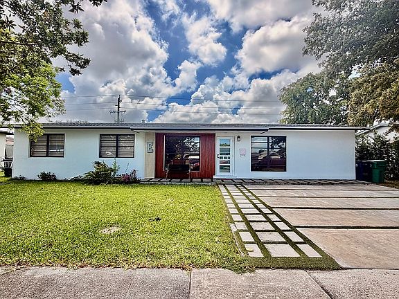 2nd image of 20210 SW 106th Ct