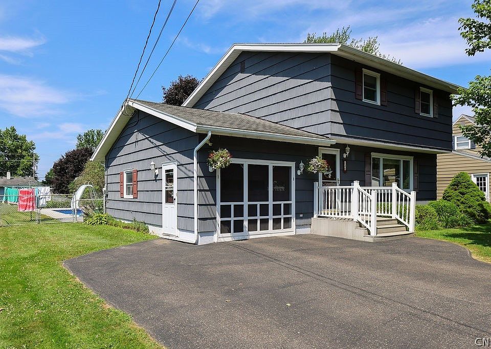1st image of 30 Frawley Dr