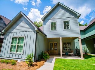 805 Hays Mill Rd #4, Carrollton, GA 30117