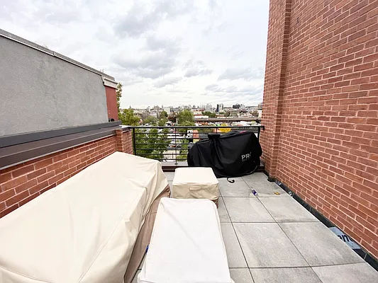 Rented by Corcoran | media 14