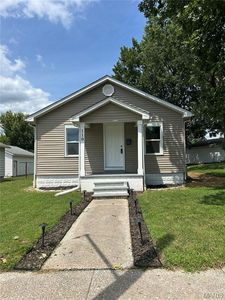 110 E McCasland Ave, East Alton, IL, 62024