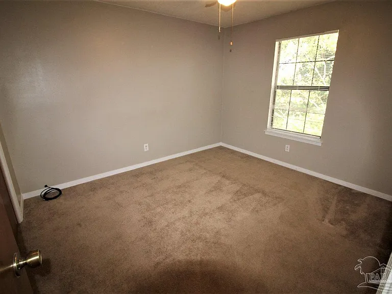 6930 Heather Oaks Dr — Photo 9