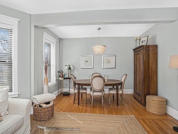 5th image of 1732 W Leland Ave APT 2W