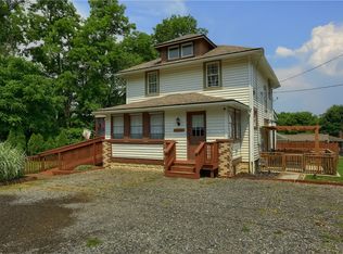 1415 Broadway Ave, Ellwood City, PA 16117