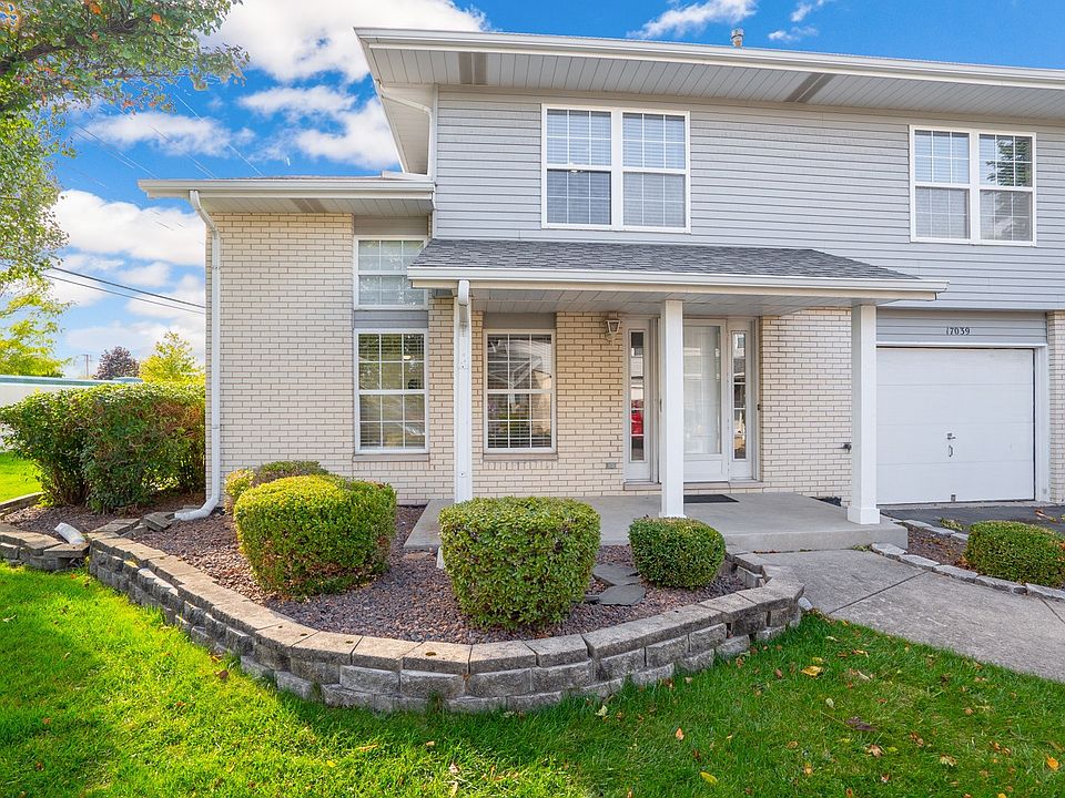 1st image of 17039 Circle Dr W