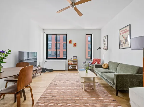 8 Vanderbilt Ave APT 9J, Brooklyn, NY 11205