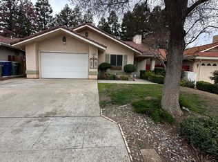 8864 N Barton Ave, Fresno, CA 93720