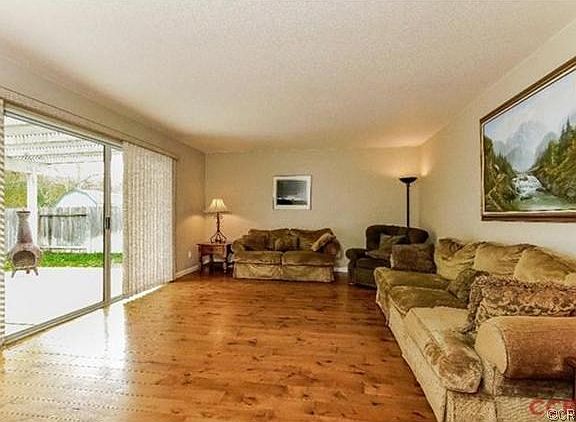 Living room 1