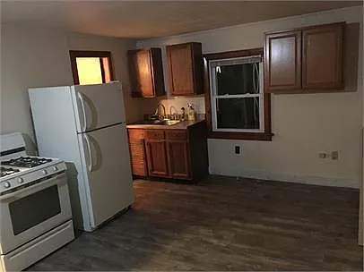 This is the kitchen of the next-door apartment. It is similar.