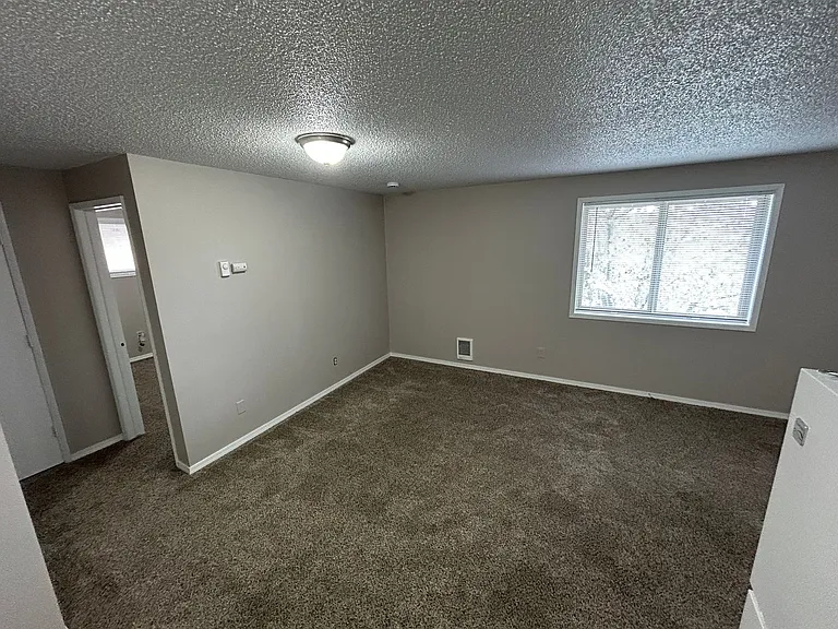 Eagles Landing Apartments — Photo 47