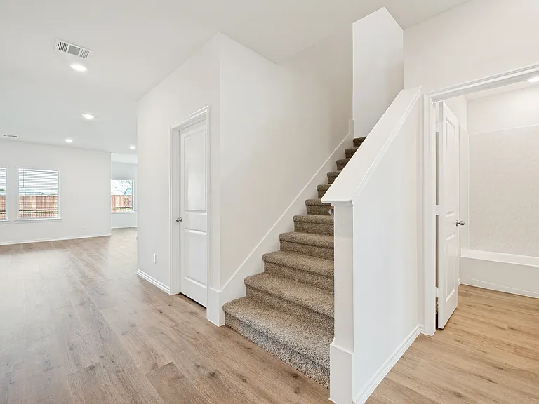 4104 Malachite Dr — Photo 3