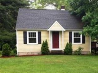 81 Anawan St, Rehoboth, MA 02769