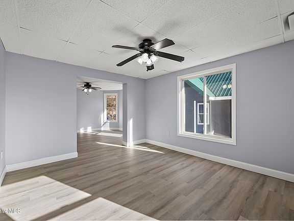 3rd image of 73-75 Hall St