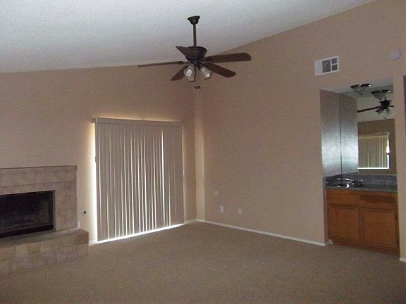 4th image of 26281 Dracaea Ave