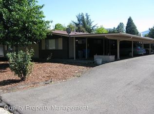 111 N 3rd St, Talent, OR 97540