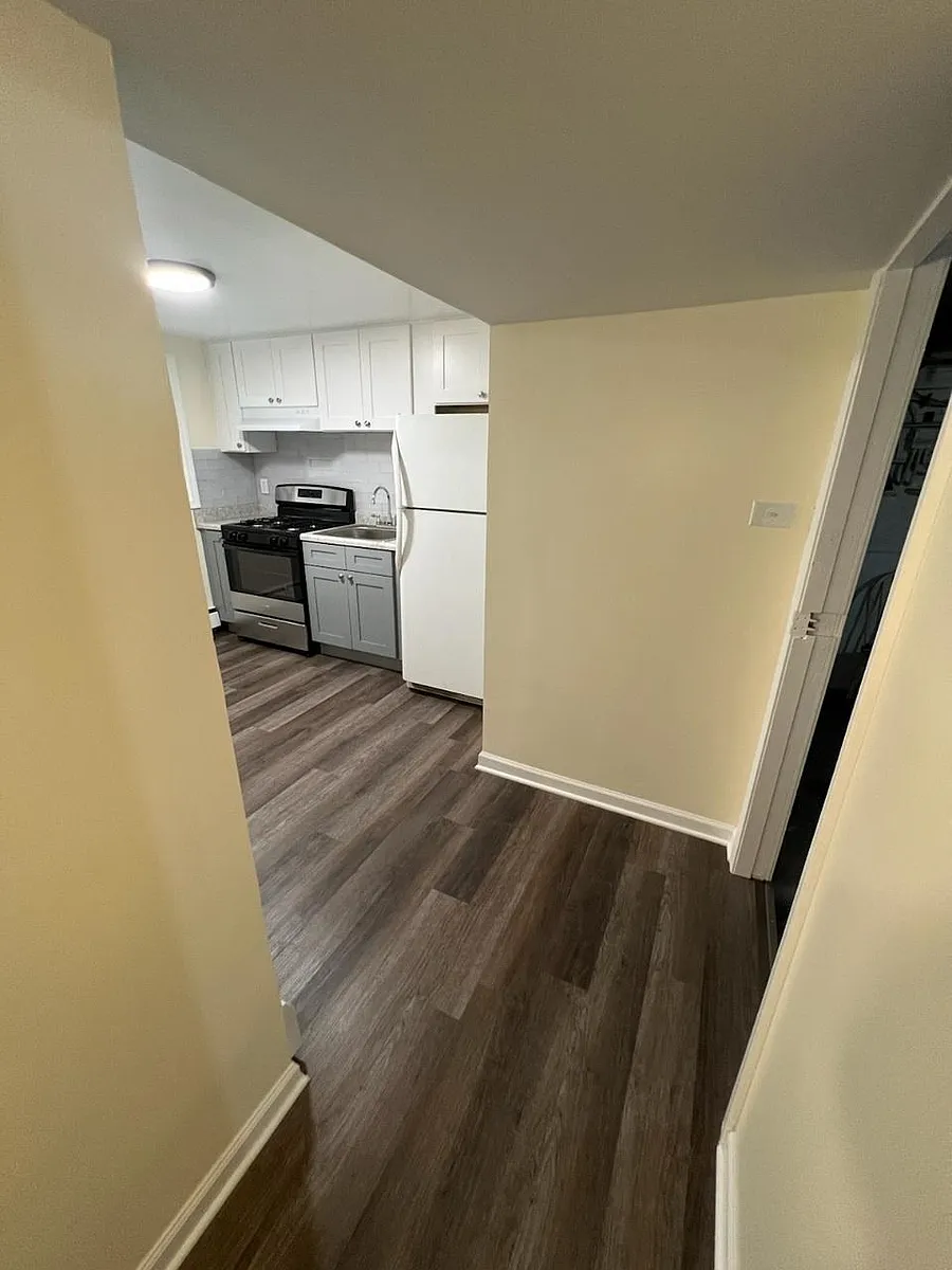 Building Photo - 1643 Kenilworth Ave #GARDEN BASEMENT