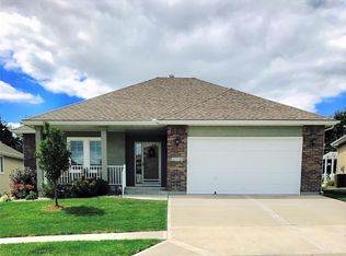 4780 Leafwing Dr, Lees Summit, MO 64082