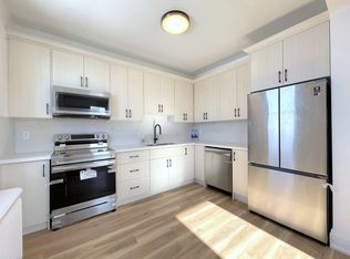 6 Fairlawn Ave #5, Toronto, ON M5M1S7