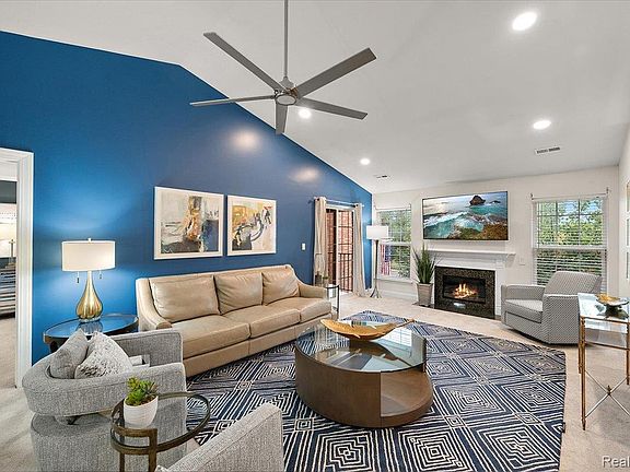 3rd image of 3601 Tremonte Cir N